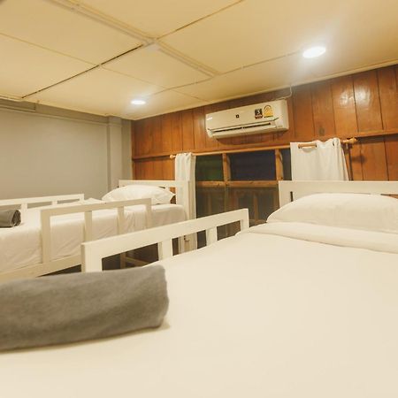 צ'יאנג מאי Agga Cnx Hostel מראה חיצוני תמונה