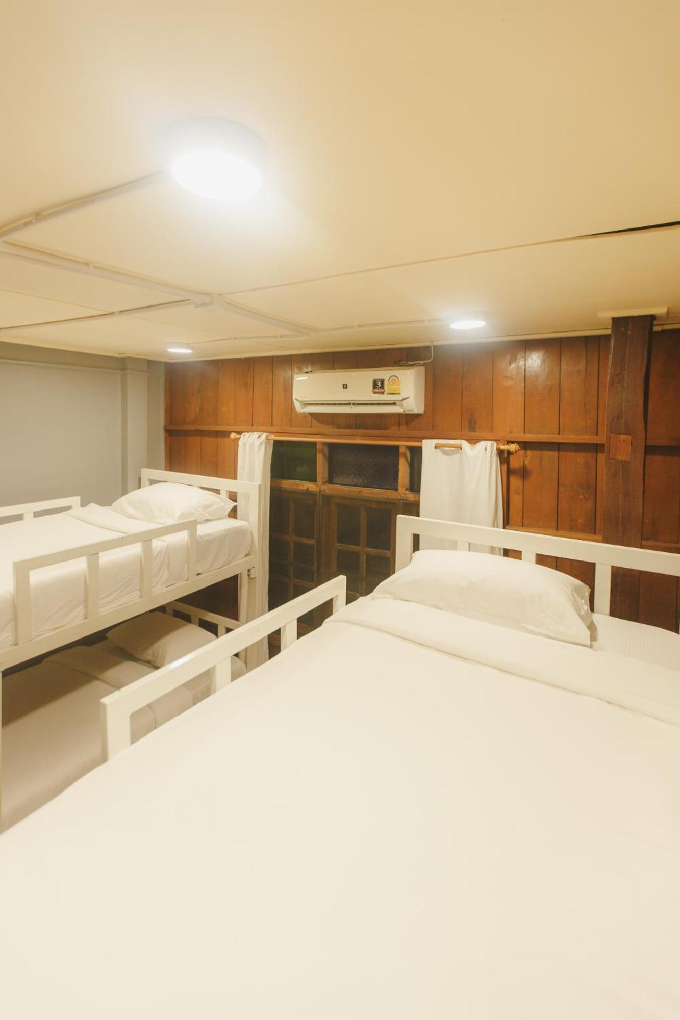 צ'יאנג מאי Agga Cnx Hostel מראה חיצוני תמונה